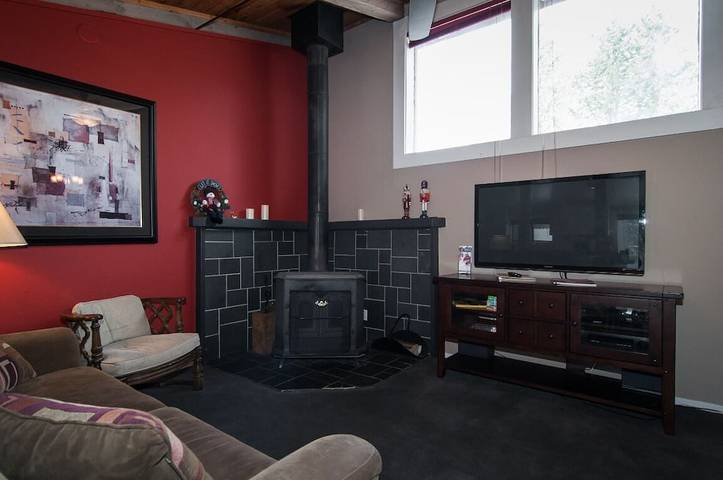 Vacation rental for 7 people, with pool and balcony in Squaw Valley