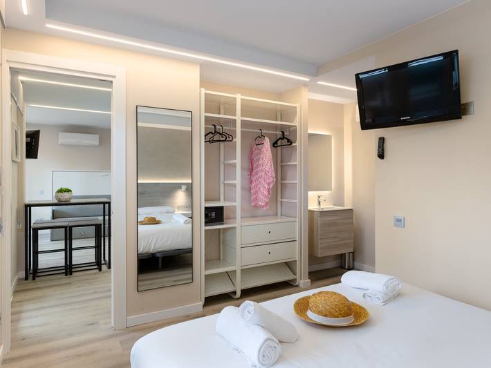 Gîte pour 3 personnes, avec terrasse et piscine à Vilassar de Mar - 4