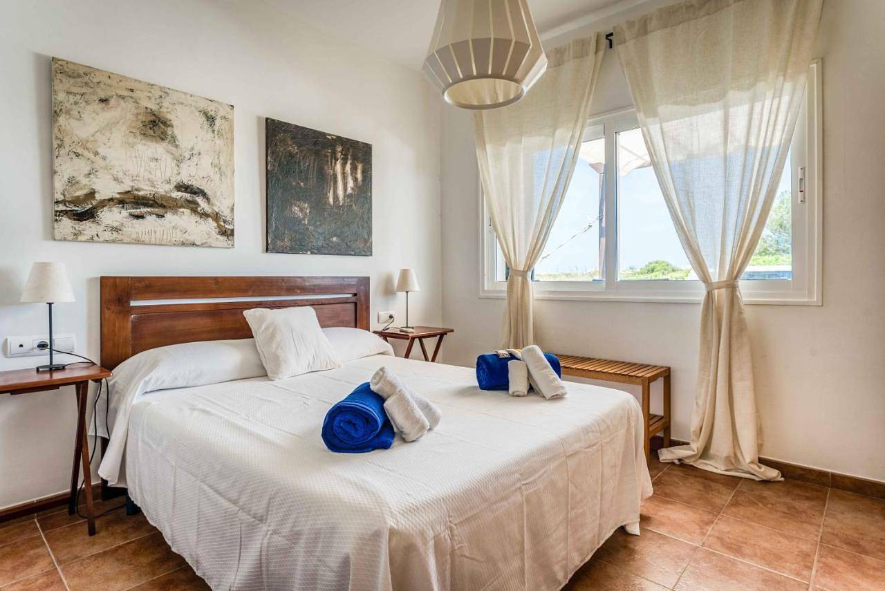 Three-Bedroom Villa in Arenal d'en Castell, Es Mercadal