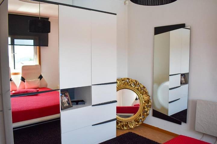 Location de vacances pour 8 personnes, avec jardin ainsi que piscine et vue dans Pinheiro - 4