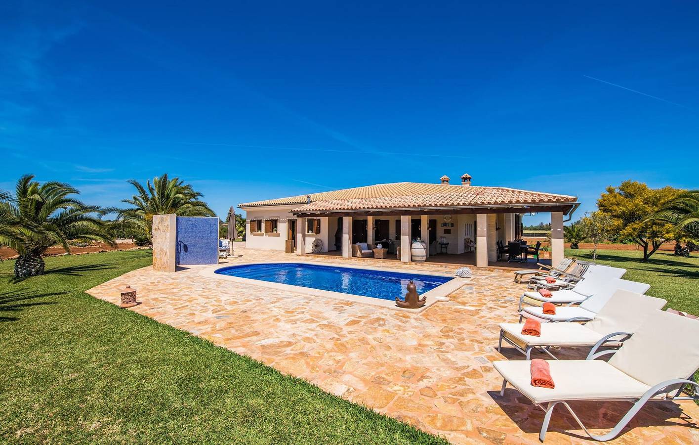 Modernes Apartment am Strand mit Terrasse und AC in Es Trenc, Campos