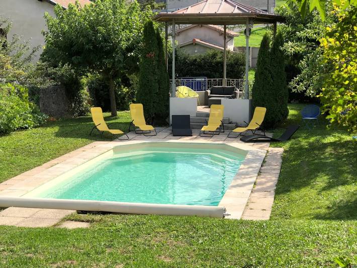 Gîte pour 2 personnes, avec jardin à Espaly-Saint-Marcel