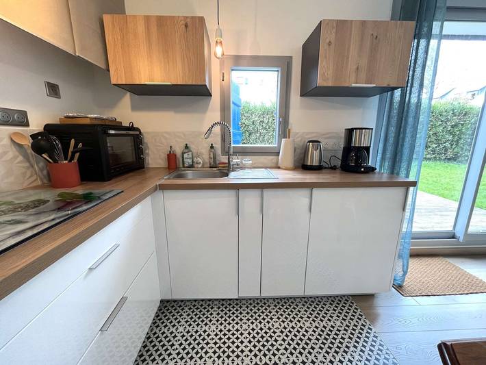 Appartement de vacances entier, Bénodet, charmant appartement avec jardin, chemin de promenade à pied in Bénodet, Région de Quimper