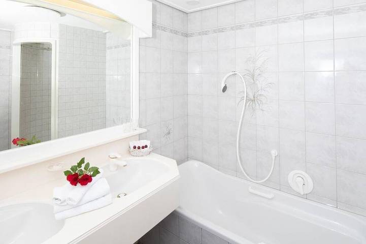 Ferienhaus für 2 Personen, mit Garten und Sauna sowie Balkon in Reith im Alpbachtal - 4