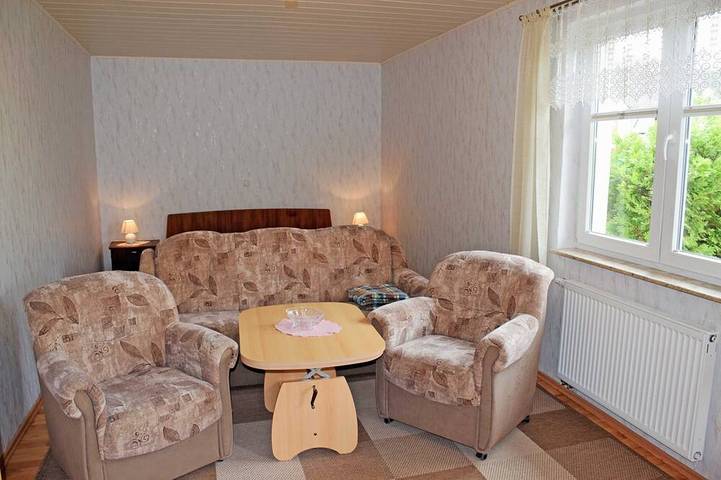 Ganze Wohnung, Ferienwohnung mit Gartenterrasse - Ferienwohnungen mit Terrasse in Patzig, Bergen auf Rügen und Umgebung