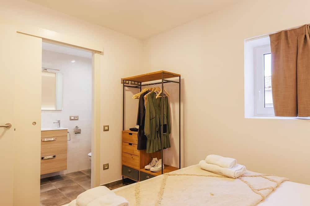 Ganze Wohnung, Mercadal Duplex - Ferienwohnung in Girona | Bravissimo in Girona, Gironès