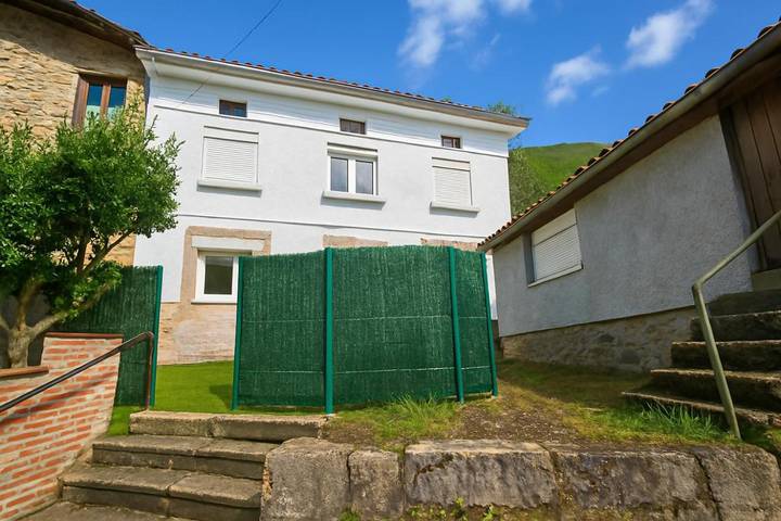 Casa rural para 8 personas, con Terraza en Debodes - 2
