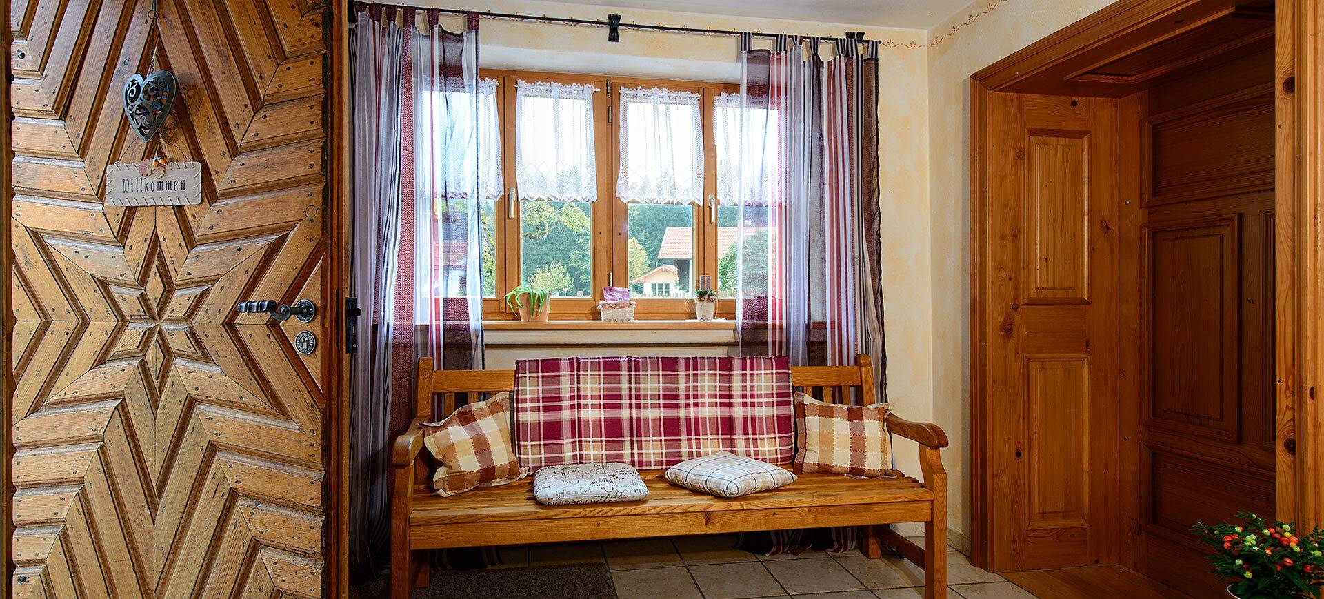 Ganze Ferienwohnung, Ferienwohnungen Ramslerhof inkl. Chiemgaukarte - Ferienhaus 35 qm, Almhäusl, Terrasse, Kochnische, Schlafzimmer, Wohnschlafzimmer in Ruhpolding, Bayerische Alpen