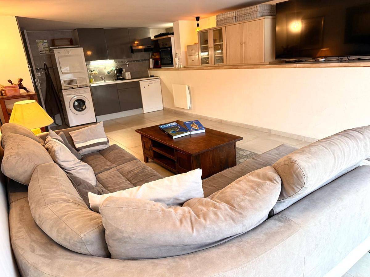 Appartement entier, Casa U Mucale - Appartement 3 chambres - entre Calvi et le Gr20 in Moncale, Région de Calvi