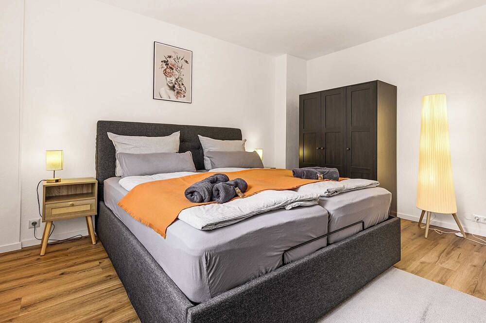 Ganze Wohnung, Mola Apartments- Panorama, Balkon, 5 Pers., Parken in Herdecke, Ennepe-Ruhr-Kreis