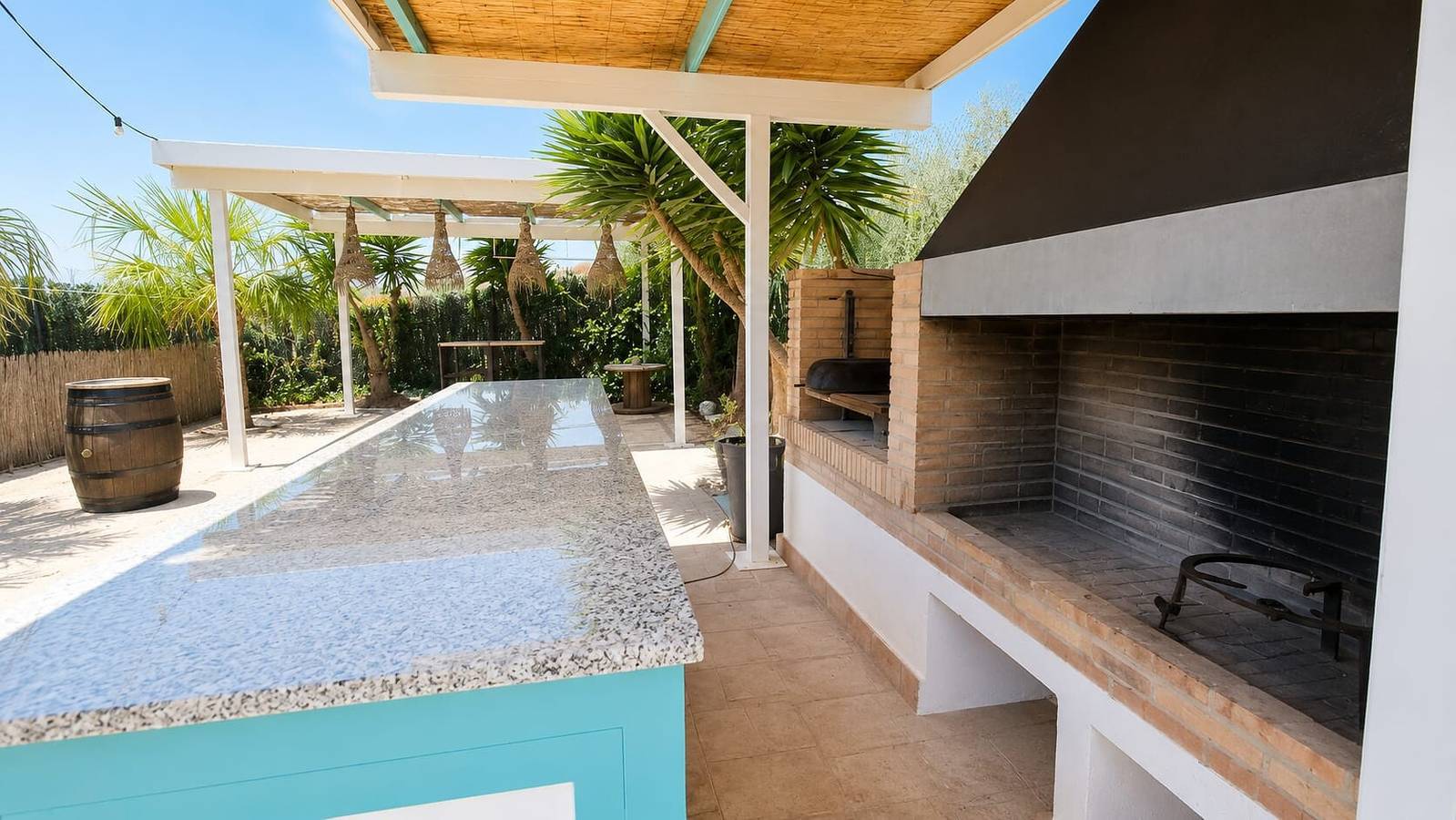 Maison de campagne « Burraca Oasis à Cártama » avec vue montagne, piscine privée et terrasse in Cártama, Cordillera Penibética