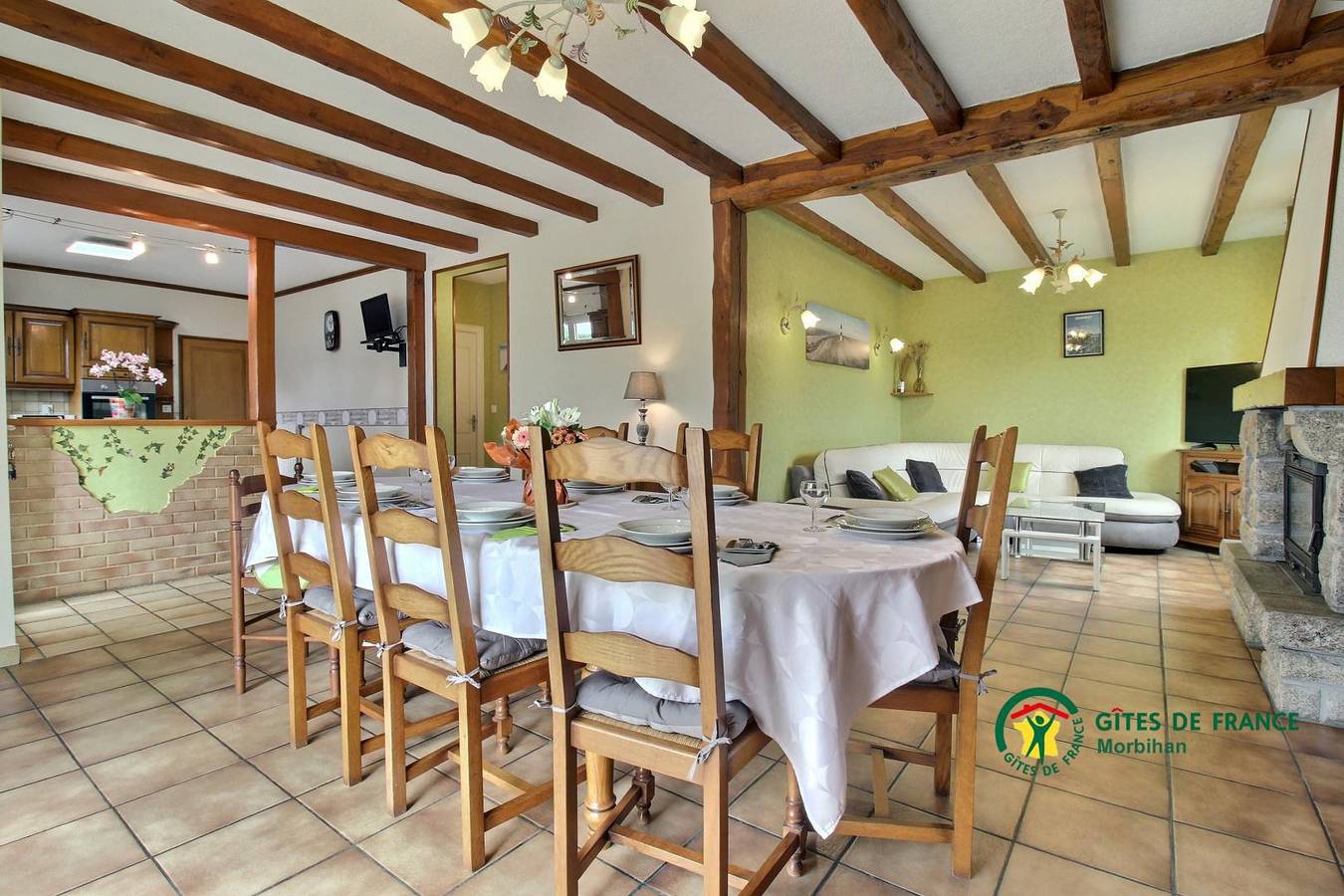 Le Clos du Bas in Noyal-Muzillac, Côte des Mégalithes