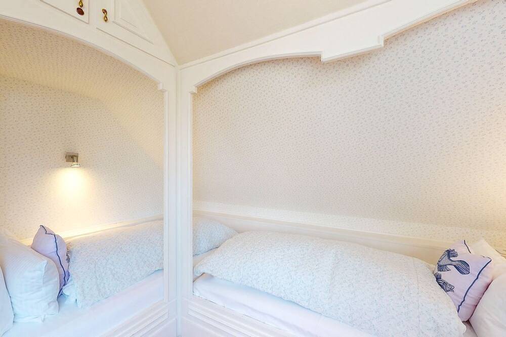 Ganze Wohnung, Lee Biberhüs - Gemütliche Wohnung unter Reet im Landhausstil im traditionellen in Sylt-Ost, Sylt (Gemeinde)