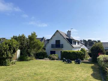 Gîte pour 4 personnes, avec jardin dans Coz-Pors