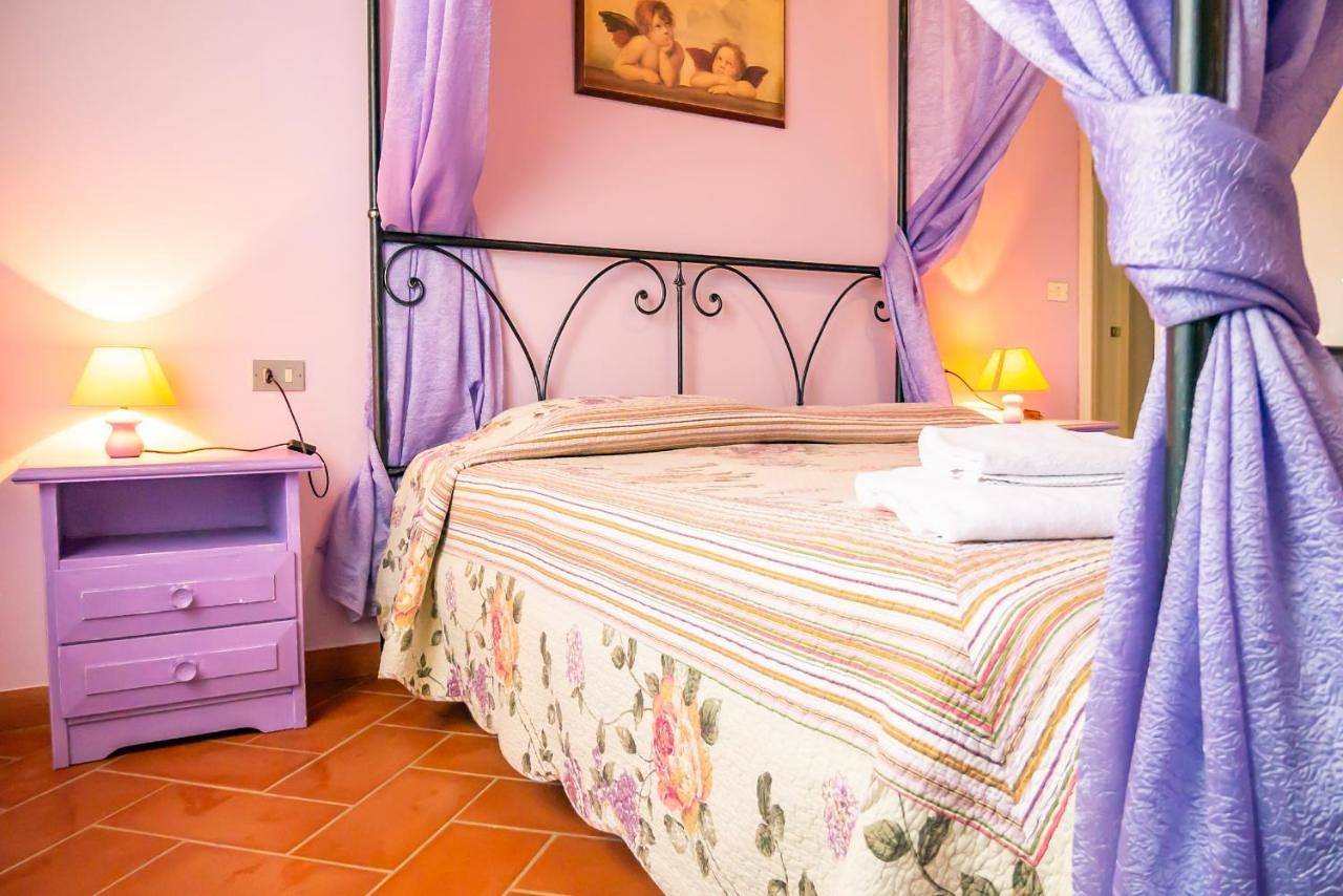 Borgo Di Collelungo in Montaione, Firenze province