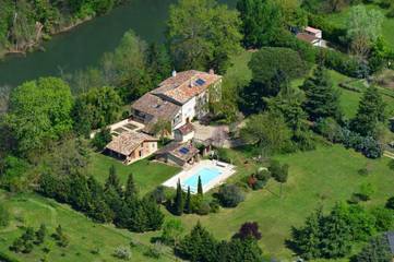 Maison d’hôte pour 2 personnes, avec vue et piscine ainsi que terrasse et jardin à Coufouleux