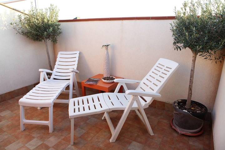 Appartamento intero, Appartamento vacanze per 6 persone con vista oceano in Stazzo, Acireale