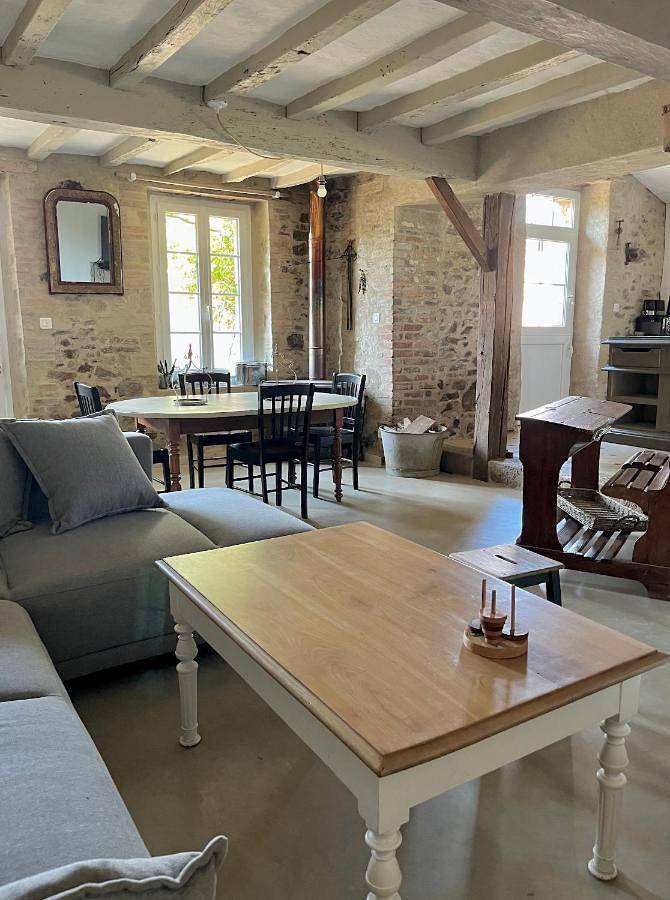 Location de vacances pour 4 personnes, avec Terrasse ainsi que Piscine et Vue à Cholet