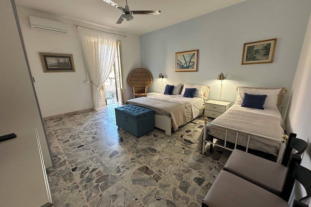 Apartamento entero, Mini Appartamento di 50mq con Angolo Cottura e 6 Posti Letto, a 150 m dal Mare in Milazzo, Provincia de Messina