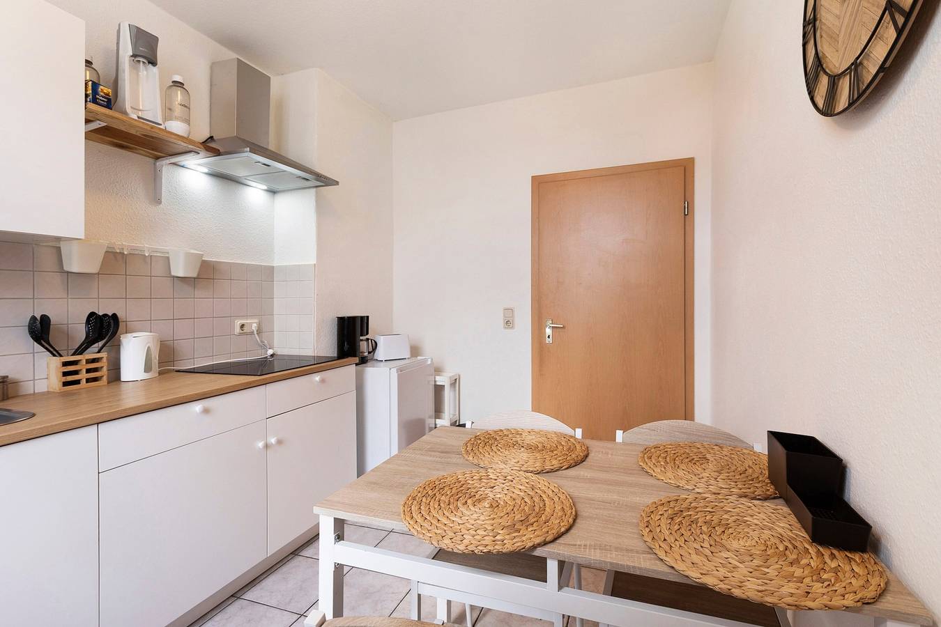 Ganze Wohnung, Ferienwohnung "Wohnen am Wissenschaftshafen" mit Balkon und Wlan in Magdeburg, Elbe-Börde-Heide