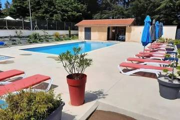 Camping pour 6 Personnes dans Saint-Bonnet-le-Château, Montbrison, Photo 3