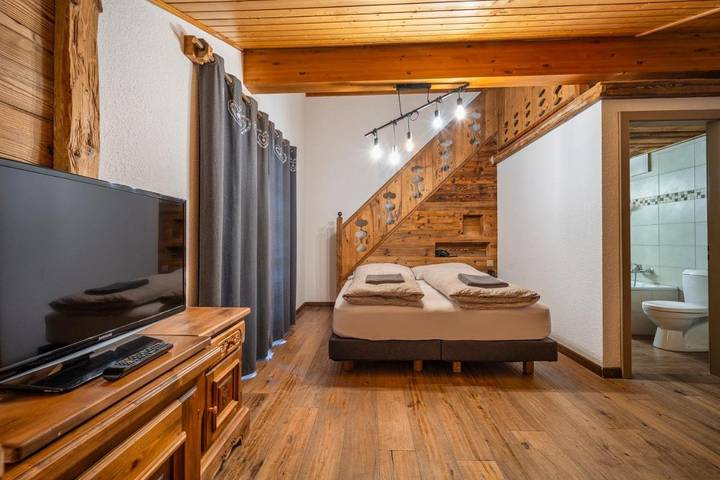 Hôtel pour 4 personnes, avec jacuzzi ainsi que jardin et sauna, animaux acceptés en Suisse - 4