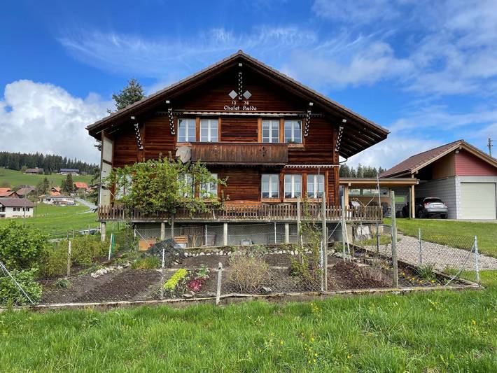 Ferienwohnung für 4 Personen, mit Terrasse und Garten sowie Ausblick in Emmental