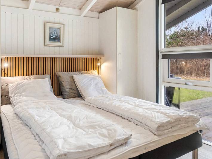 Ferienhaus für 9 Personen, mit Whirlpool und Terrasse sowie Pool und Sauna in Bratten - 4