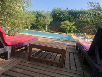 Chambre d’hôte pour 4 personnes, avec vue ainsi que piscine et jardin à Saint-Cyr-sur-Loire