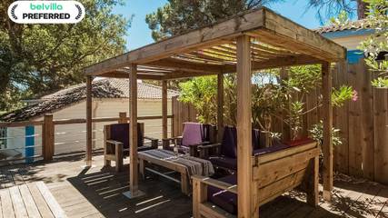 Chalet pour 5 personnes, avec piscine ainsi que terrasse et jardin, animaux acceptés à Gassin