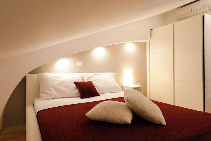 Appartement entier, Exclusivement équipé appartement en attente à l'étage pour vous in Biograd na Moru, Région de Zadar