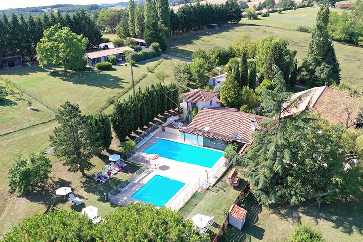 Gîte pour 6 personnes, avec jardin ainsi que terrasse et piscine à Villeneuve-sur-Lot - 3