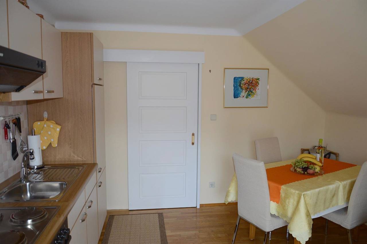 Ganze Ferienwohnung, Haus 1 Wohnung "Gartenblick" in Bodensdorf, Gerlitzen