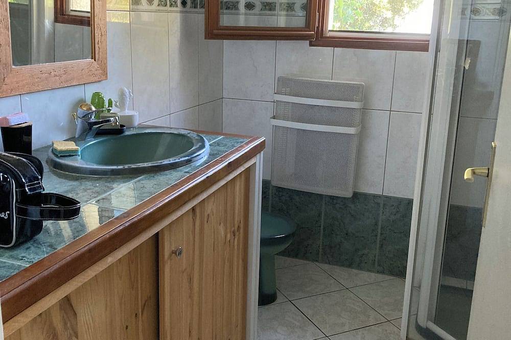 Villa Pour 4 Personnes Avec Jardin pas Loin Dajaccio in Sant'Andréa-d'Orcino, Ajaccio region