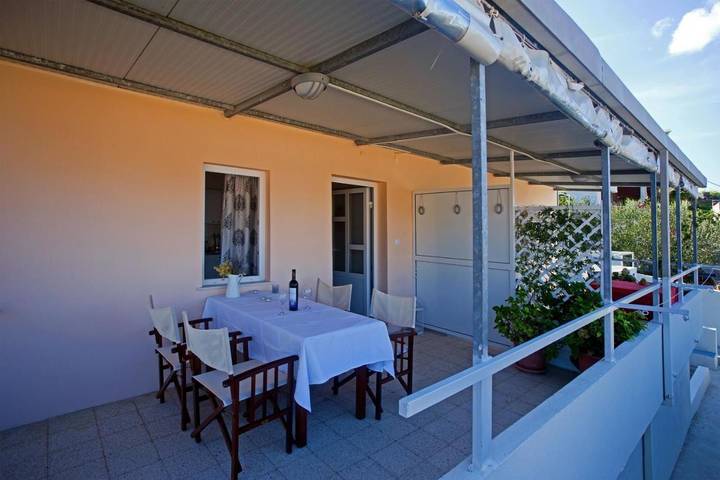 Maison d’hôte pour 2 personnes, avec Balcon et Terrasse ainsi que Jardin et Vue dans Hvar - 2