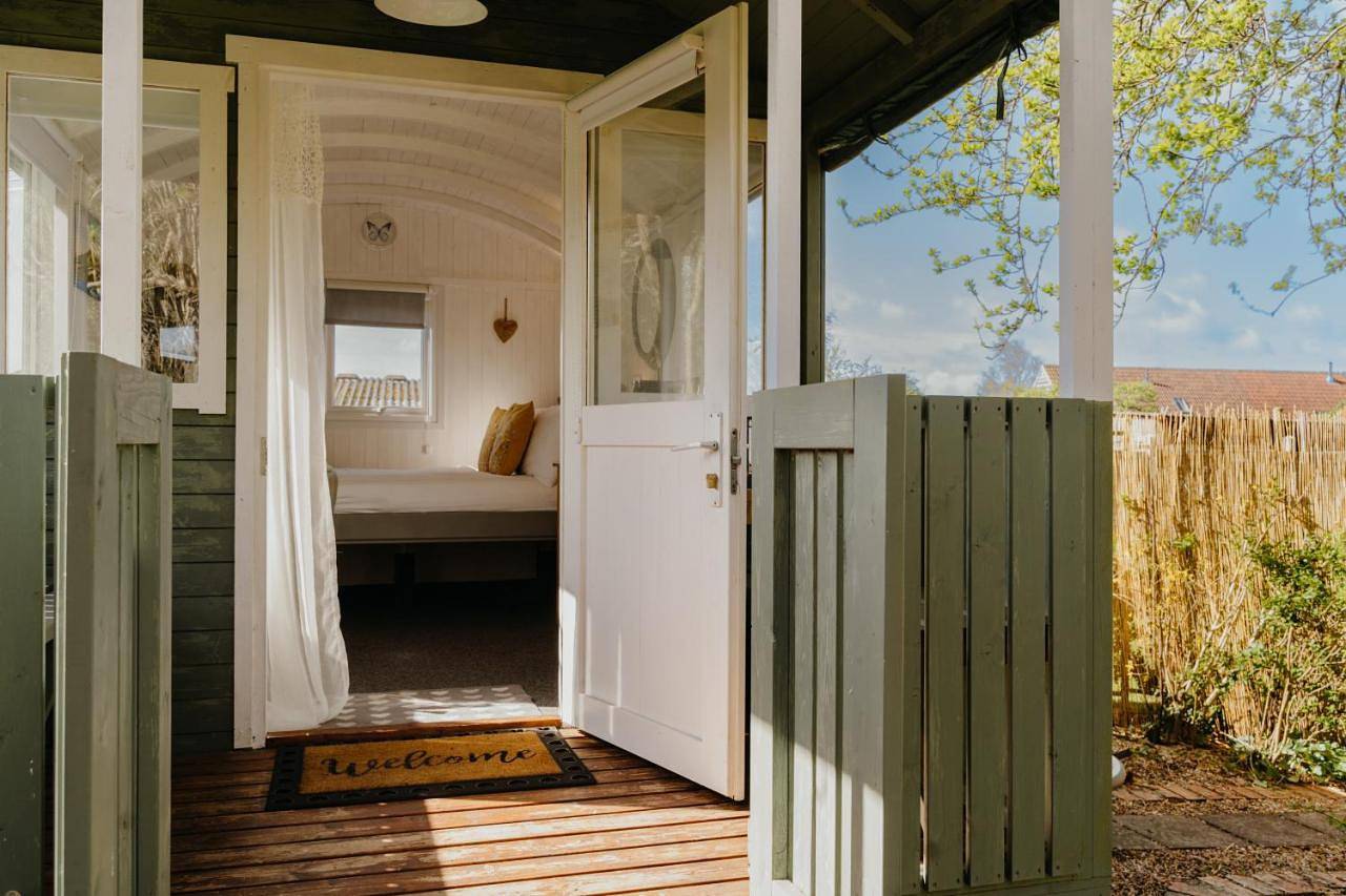 Little England Retreats - Cottage, Yurt and Shepherd Huts in Othery, Somerset