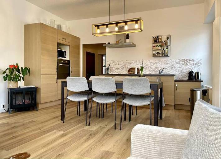 Gîte pour 6 personnes, avec Vue et Vue sur le lac à Neuvecelle