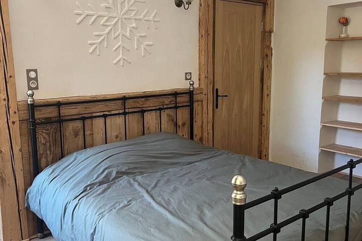 Location de vacances pour 9 personnes, avec terrasse à Marlens - 4