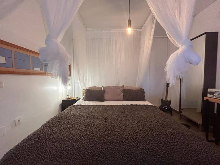 Casa rural para 4 personas, con Balcón y Terraza además de Jardín y Vistas en Algeciras - 2