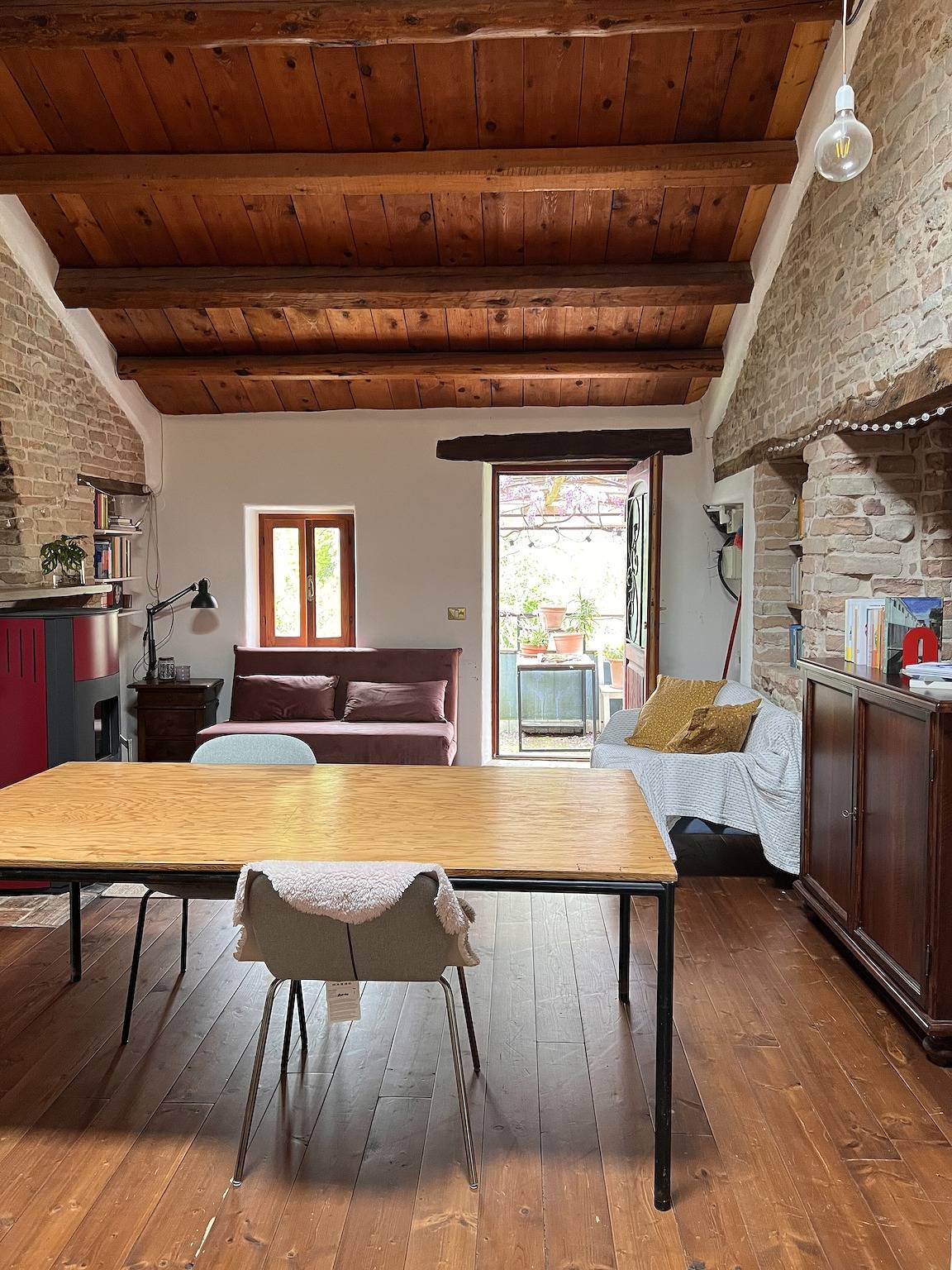 The Bookhouse home B&B – Nachhaltiges Refugium im Grünen nahe Jesi in Poggio San Marcello, Ancona Provinz