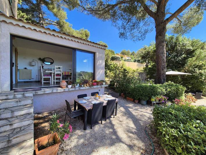 Nice house, A/C, Wifi, garden, close to the beach in Saint-Mandrier-sur-Mer, Mediterranean Coast (France)
