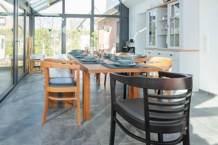 Ferienhaus für 9 Personen, mit Terrasse und Garten in Emden - 3