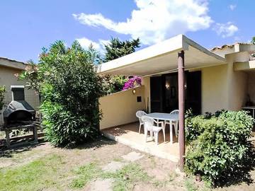 Villa pour 4 personnes, avec jardin à Costa Rei