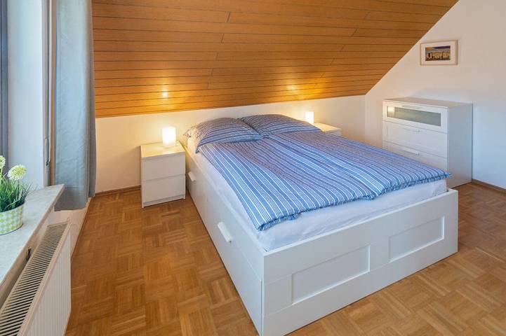 Ganze Wohnung, Große Ferienwohnung im Herzen von Ostfriesland Nordsee Inseln Meer in Berumbur, Norden und Umgebung