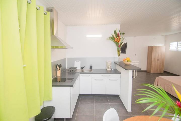 Gîte pour 2 personnes, avec balcon à Saint-Pierre (ville) - 3