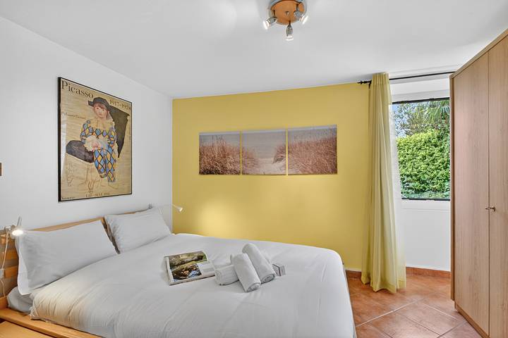 Apartamento entero, Casa Berta Brissago 2 with Balcony for Six in Porta (Brissago), Brissago