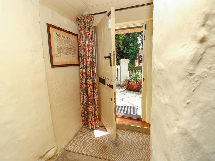 Smugglers Cottage in Barton on Sea, Hampshire