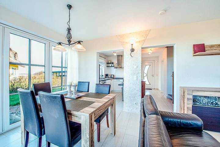 Ferienhaus für 5 Personen, mit Terrasse und Garten in Neuenkirchen (Rügen) - 4