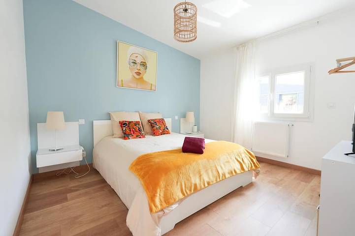 Location de vacances pour 6 personnes, avec piscine ainsi que jardin et jacuzzi dans Airan - 2