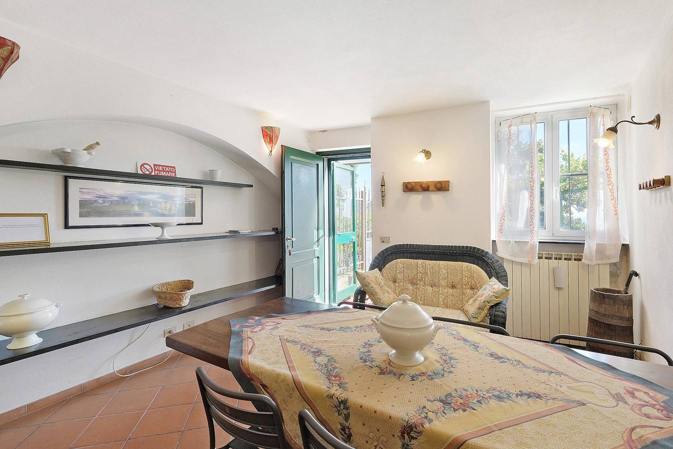 Villa 'Ponzio' with Sea View, Private Garden and Wi-Fi in Genova (City), Genua